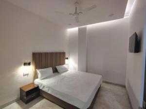 Ganga Kinare Yoga Hotel