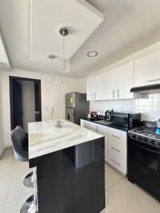 Luxury 14th floor with amazing view