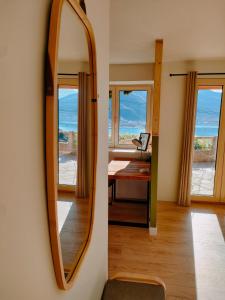 Appartements Le Panoramique du Plongeoir - T4 spacieux de 90m2 avec grande terrasse vue sur le lac de Serre Poncon : photos des chambres