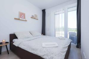 NESTO- brand new apartment with free parking!