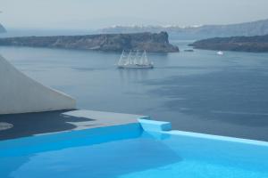 Astarte Suites Santorini Greece