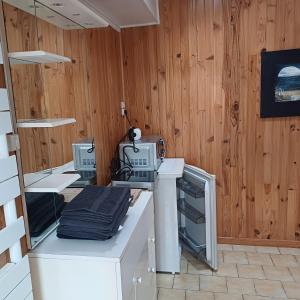 Maisons d'hotes studio au calme sur jardin : photos des chambres