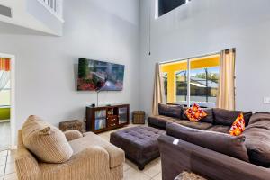 Disney Doorstep 7 Bedroom Villa with SouthFacing Pool and Hot Tub