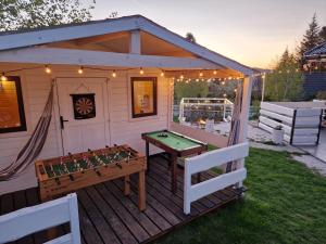 Rajska Chata w górach z Balią