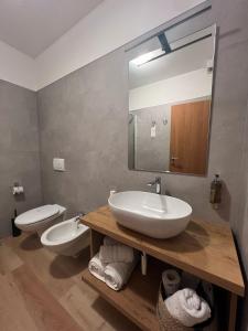 Double or Twin Room with Balcony room in Agritur Girasole