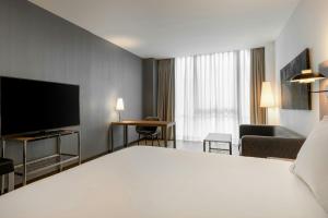 Family Room room in AC Hotel La Finca