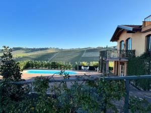 Panoramic Villa Garassino - country rooms and fine restaurant