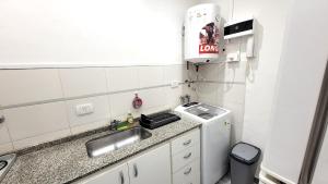 Luminoso, muy completo y bien ubicado Departamento de 2 ambientes - Límite de RetiroRecoleta