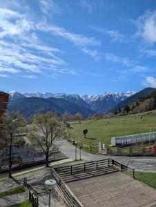 Appartements Appartement vue sur les Pyrenees 4pers aux pieds des pistes : photos des chambres