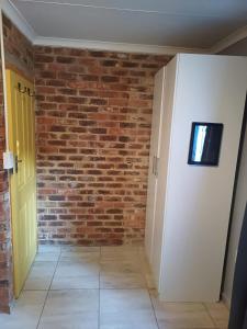 At Bijl guesthouse self catering apartment unit