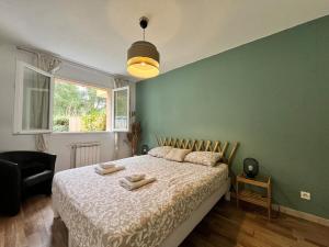 Appartements Le Cocon - Detente sous les pins avec piscine partagee : photos des chambres