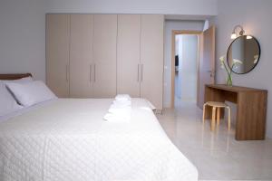 Theros Apartment 1