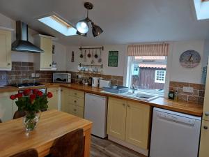 Creel Cottage Seatown Cullen with Garden