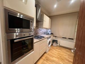 Oxford St 2 Bed Apartment Mayfair