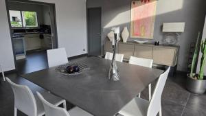 Sejours chez l'habitant Villa Bastilaure : photos des chambres