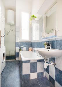 Just Chillin Apt-Budapest Most Historic Landmarks