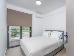 Solmare Apartments
