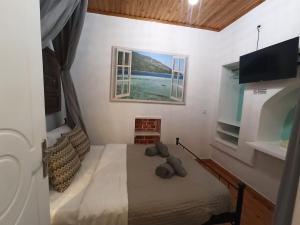 Little Angelos Cottage