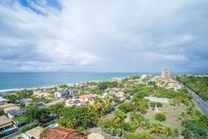 Hospede-se a passos da praia de Itapuã, com piscina e academia - RGF