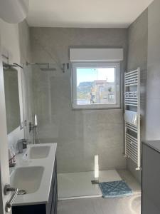 Med Vista Apartment img25