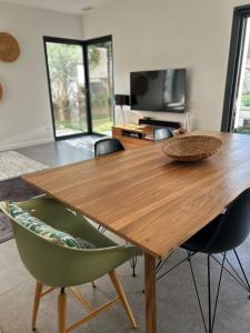 Villas Maison d-architecte avec piscine au centre-ville : photos des chambres