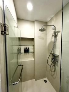 IKON STAY Laguna Skypark Aurora E