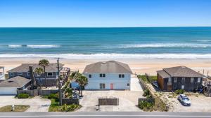 New 5 Bedrooms 3 full and 2 1 2 Bathroom Oceanfro