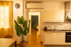 GOLD APARTMENT - Navigli, Duomo, Milano