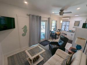 Casey Key 1-Bedroom Courtyard Villa