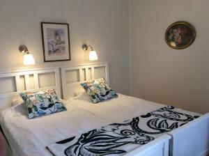 Double or Twin Room with Shared Bathroom room in Kullabygdens Bed & Breakfast