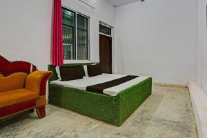 Hotel O Jai Bhole Guest House And Rooms
