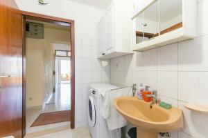 Apartments by the sea Mastrinka, Ciovo - 24018