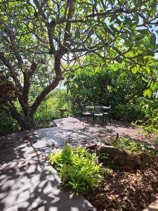 J & Ellas Holiday House - 2 Bedroom, 3 Beds, 2 Bathroom, 4 or 5 Guests