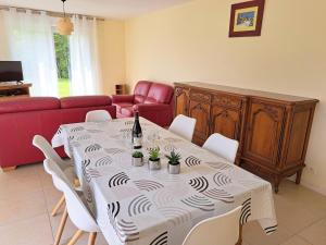 Maisons de vacances Holiday Home in Hanvec near Bay of Brest : photos des chambres