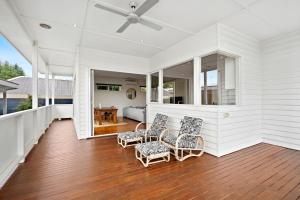 Luxe 4BR Family Sanctuary in Newtown