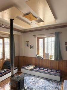 Shrenbute Cottage