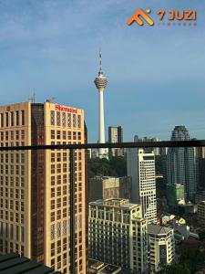KL Tower View Luxury Cozy& Spacious Suite 4-5 Pax