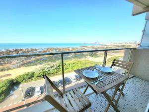 Appartement T3 rénové bord de mer avec garage et Wi-Fi - FR-1-92-919