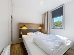 Maisons de vacances Mobil-home 4* Grand Confort, 200m plage, piscine, fitness, parking, menage inclus, Wi-Fi gratuit - FR-1-361A-75 : photos des chambres