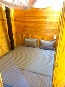 Nhà Cổ Bản Giốc Homestay - Làng đá Khuổi Ky