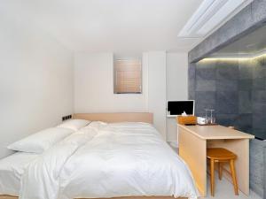 Phòng Giường Đôi 5 (Double Room 5)