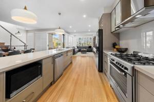 Sunsets On Spinnaker