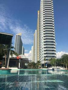 Sea View Condo Lumpini Park Beach Jomtien 1BR up to 4 Guests