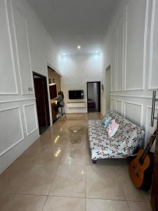 nadien home stay Banyuwangi