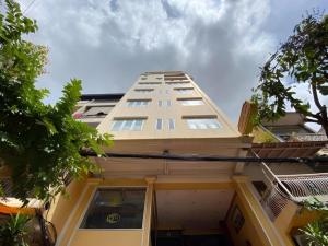 Golden House International Hotel