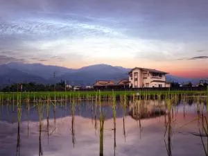 宜兰轻松驻民宿 - Hang-chien-ts'un