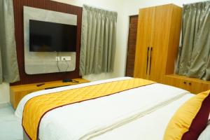 BHARATHI STAYS Ultra luxury rooms 1RK Studio Apartments & 2BHK Apartments