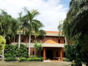 Rai Sai Luang Resort
