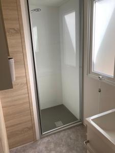 Villages vacances mobilhome 3 chambres camping boise : photos des chambres