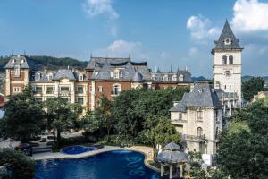 Dragon Lake Princess Hotel - 5hvězdičkové hotely ve městě Huadu